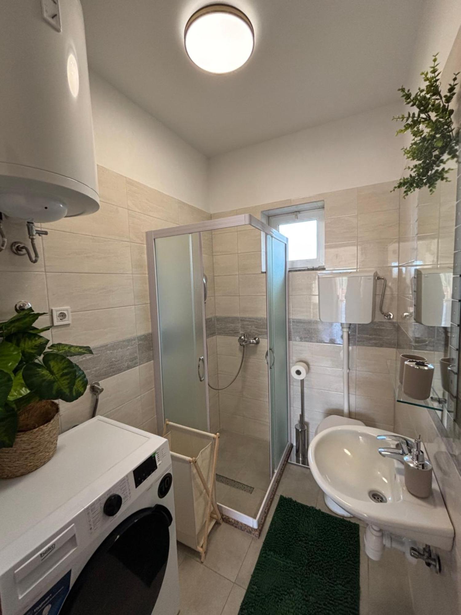 ורסי Guest House With Pool Ante מראה חיצוני תמונה