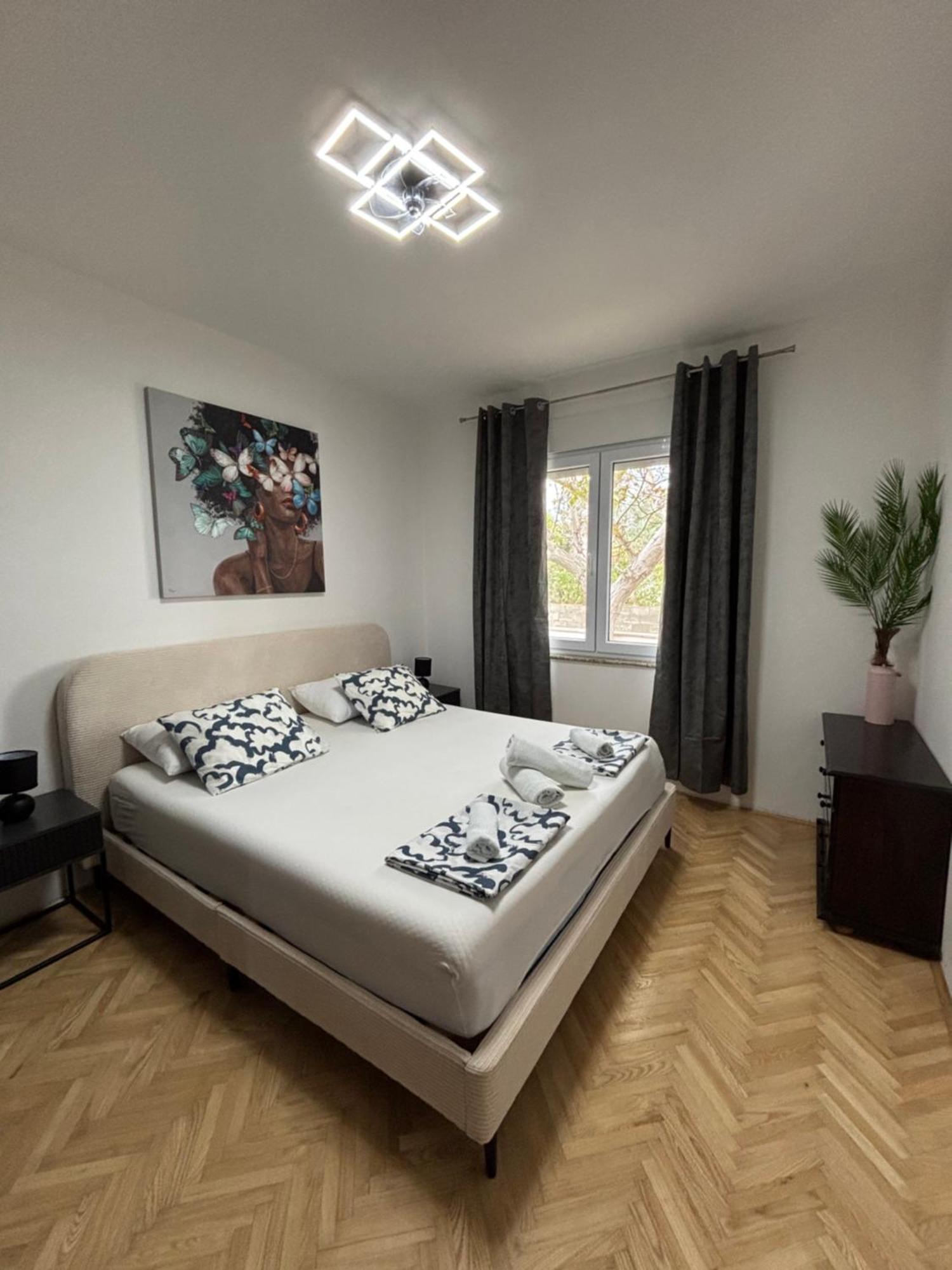 ורסי Guest House With Pool Ante מראה חיצוני תמונה